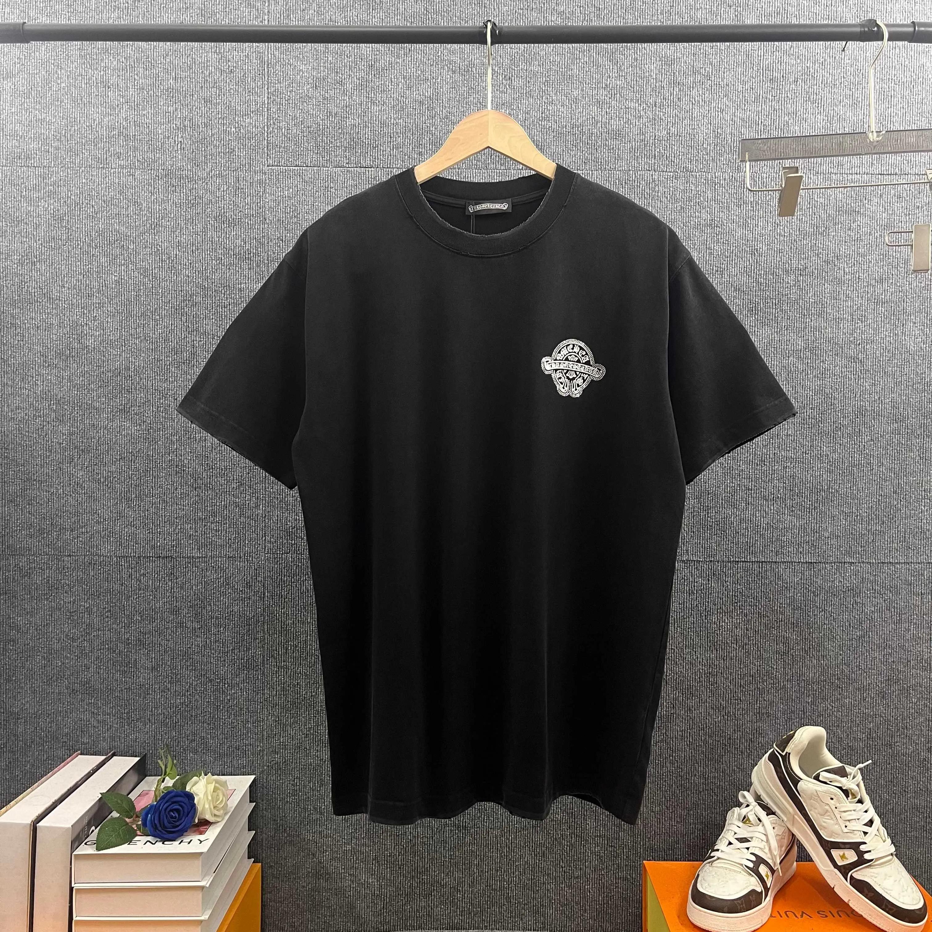 CH* * 2026 New Arrival +logo T Same Style ： Size：S （100-140 ） M （130-160 ） L （150-175 ） XL （160-185 ） XXL （180 ）